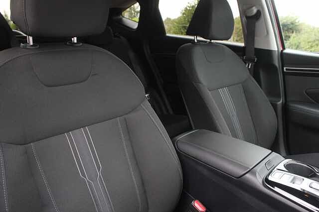 Hyundai TUCSON 1.6 TGDi Plug-in Hybrid Premium 5dr 4WD Auto Sunset Red