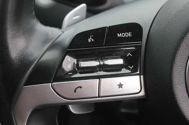 Hyundai TUCSON 1.6 TGDi Plug-in Hybrid Premium 5dr 4WD Auto Sunset Red