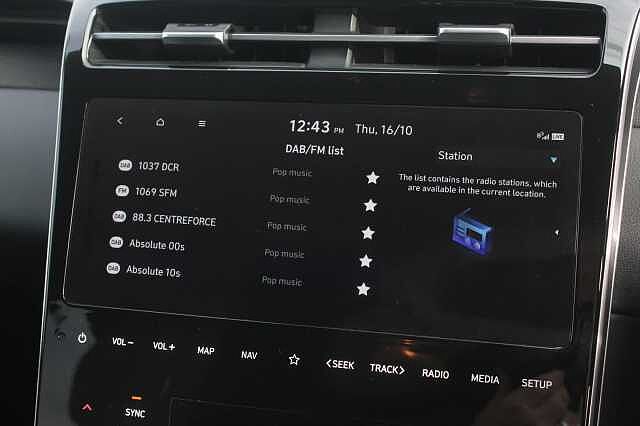 Hyundai TUCSON 1.6 TGDi Hybrid 230 Premium 5dr 2WD Auto Shimmering Silver