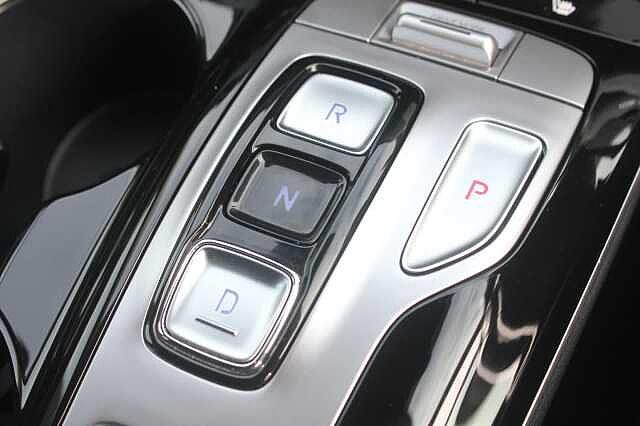 Hyundai TUCSON 1.6 TGDi Hybrid 230 Premium 5dr 2WD Auto Shimmering Silver