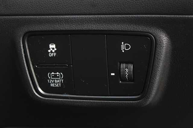 Hyundai TUCSON 1.6 TGDi Hybrid 230 Premium 5dr 2WD Auto Shimmering Silver