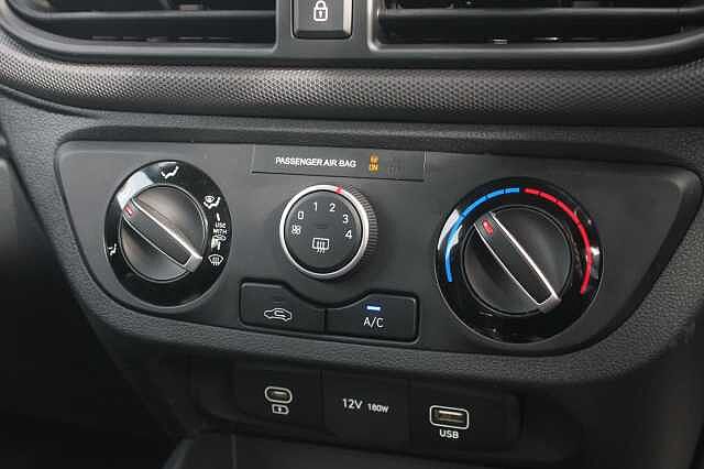 Hyundai I10 1.0 [63] Advance 5dr Auto [Nav] Phantom Black