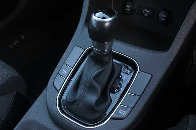 Hyundai I30 1.0T GDi SE Connect 5dr DCT Sunset Red