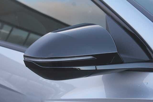 Hyundai TUCSON 1.6T Hybrid N Line 5dr Auto Shimmering Silver