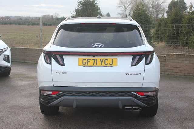Hyundai TUCSON 1.6 TGDi Hybrid 230 Ultimate 5dr 2WD Auto Atlas White