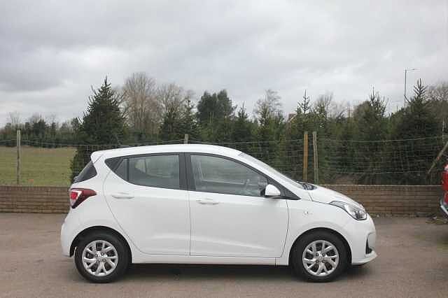 Hyundai i10 1.2 SE 5dr