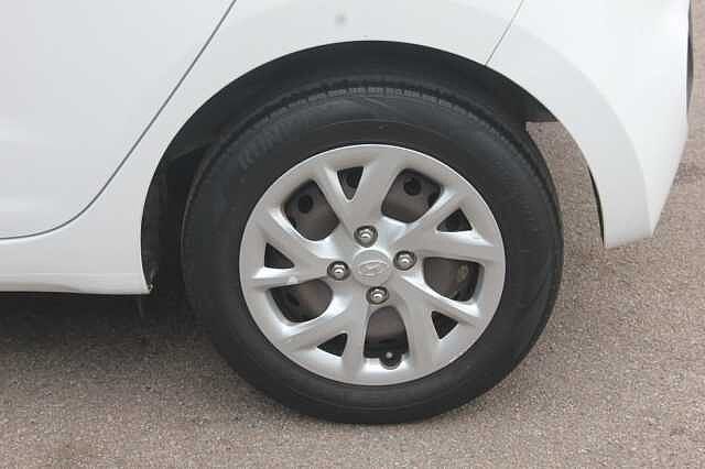 Hyundai i10 1.2 SE 5dr