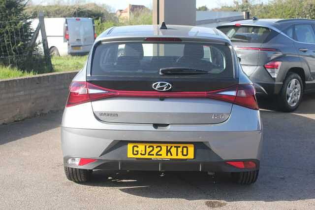 Hyundai I20 1.0T GDi 48V MHD SE Connect 5dr DCT Elemental Brass