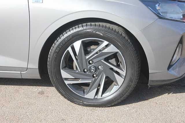 Hyundai I20 1.0T GDi 48V MHD SE Connect 5dr DCT Elemental Brass