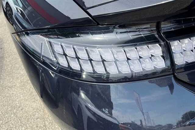 Hyundai IONIQ 6 77.4kWh Premium Saloon 4dr Electric Auto AWD (325 ps) Blue