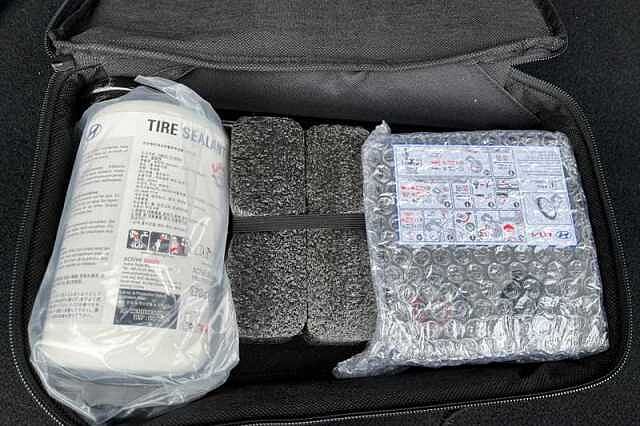 Hyundai IONIQ 6 77.4kWh Premium Saloon 4dr Electric Auto AWD (325 ps) Blue