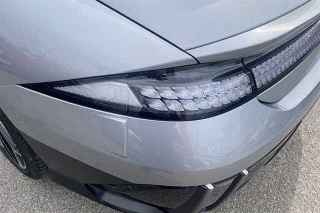 Hyundai IONIQ 6 77.4kWh Premium Saloon 4dr Electric Auto (228 ps) Silver