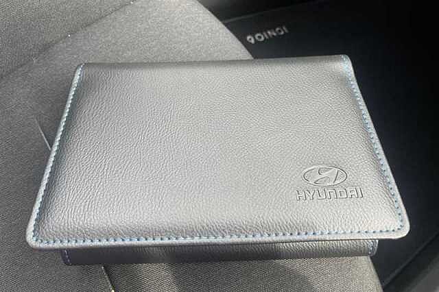 Hyundai IONIQ 6 77.4kWh Premium Saloon 4dr Electric Auto (228 ps) Silver