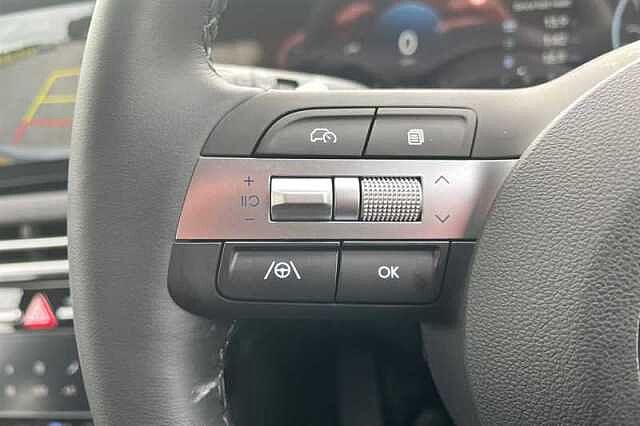 Hyundai TUCSON 1.6 T-GDi Advance SUV 5dr Petrol Hybrid Auto Euro 6 (s/s) (215 ps) Silver