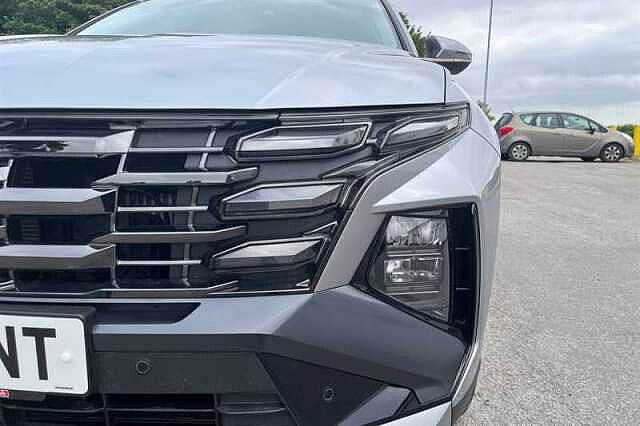 Hyundai TUCSON 1.6 T-GDi Advance SUV 5dr Petrol Hybrid Auto Euro 6 (s/s) (215 ps) Silver