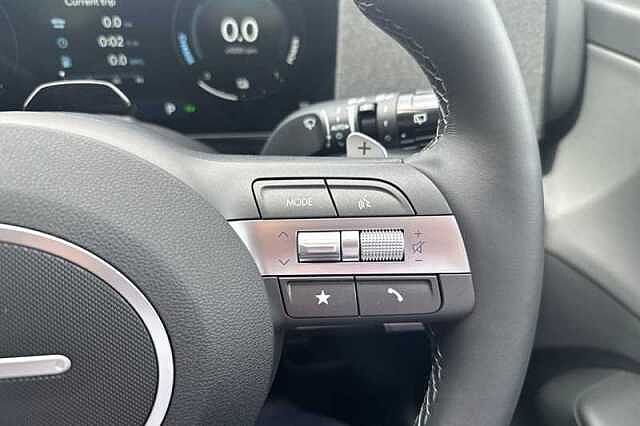 Hyundai KONA 1.6 h-GDi Ultimate SUV 5dr Petrol Hybrid DCT Euro 6 (s/s) (129 ps) White