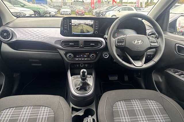 Hyundai I10 1.2 Premium Hatchback 5dr Petrol Auto Euro 6 (s/s) (79 ps) Blue
