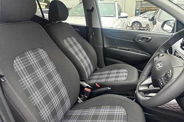 Hyundai I10 1.2 Premium Hatchback 5dr Petrol Auto Euro 6 (s/s) (79 ps) Blue