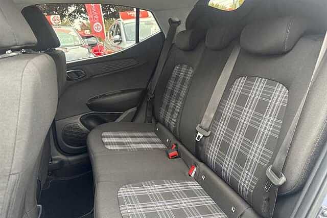 Hyundai I10 1.2 Premium Hatchback 5dr Petrol Auto Euro 6 (s/s) (79 ps) Blue