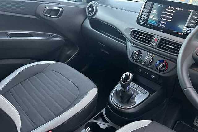 Hyundai I10 1.2 Advance Hatchback 5dr Petrol Auto Euro 6 (s/s) (79 ps) Blue