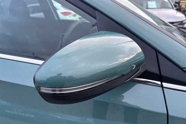 Hyundai I20 1.0 T-GDi Ultimate Hatchback 5dr Petrol DCT Euro 6 (s/s) (100 ps) Green
