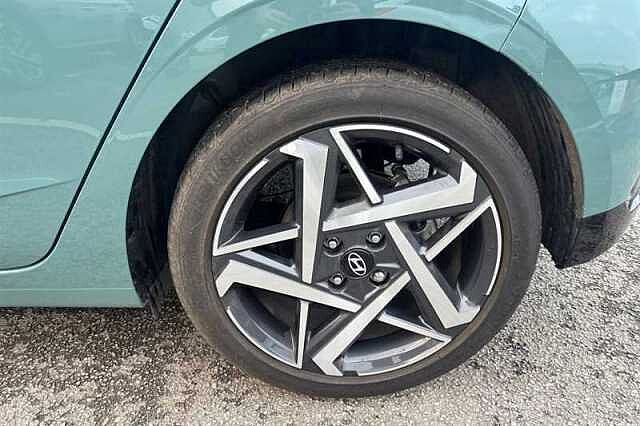 Hyundai I20 1.0 T-GDi Ultimate Hatchback 5dr Petrol DCT Euro 6 (s/s) (100 ps) Green