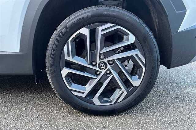 Hyundai TUCSON 1.6 T-GDi Ultimate SUV 5dr Petrol Hybrid Auto Euro 6 (s/s) (215 ps) White