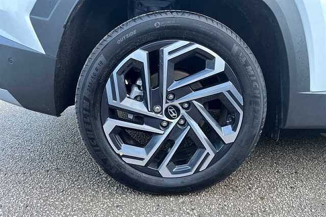 Hyundai TUCSON 1.6 T-GDi Ultimate SUV 5dr Petrol Hybrid Auto Euro 6 (s/s) (215 ps) White