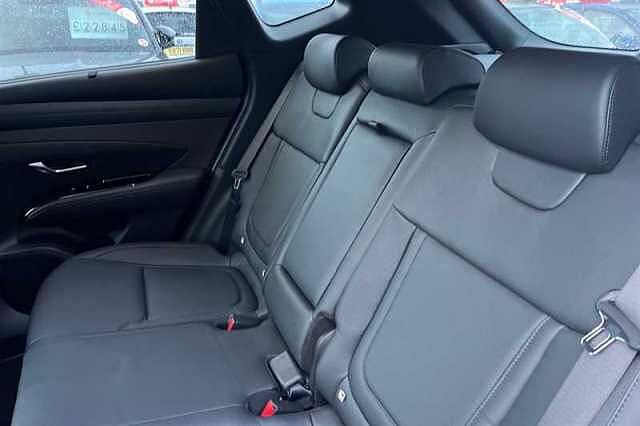 Hyundai TUCSON 1.6 T-GDi Ultimate SUV 5dr Petrol Hybrid Auto Euro 6 (s/s) (215 ps) White