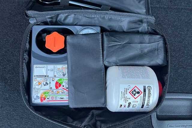 Hyundai TUCSON 1.6 T-GDi Ultimate SUV 5dr Petrol Hybrid Auto Euro 6 (s/s) (215 ps) White