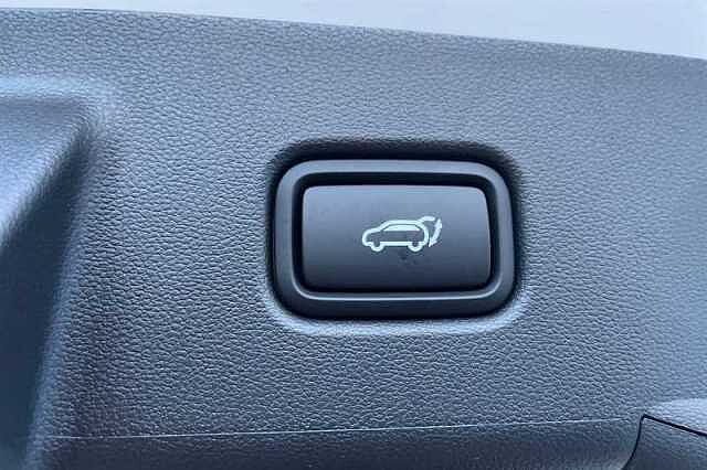 Hyundai TUCSON 1.6 T-GDi Ultimate SUV 5dr Petrol Hybrid Auto Euro 6 (s/s) (215 ps) White