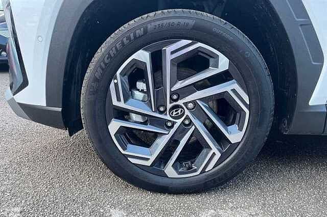 Hyundai TUCSON 1.6 T-GDi Ultimate SUV 5dr Petrol Hybrid Auto Euro 6 (s/s) (215 ps) White