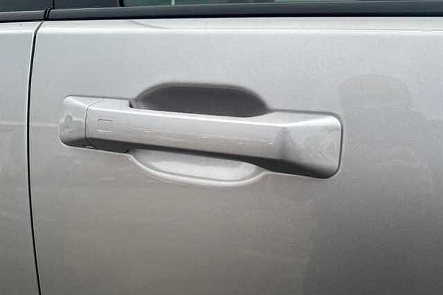 Hyundai SANTA FE 1.6 T-GDi 13.8kWh Calligraphy SUV 5dr Petrol Plug-in Hybrid Auto 4WD Euro 6 (s/s Silver