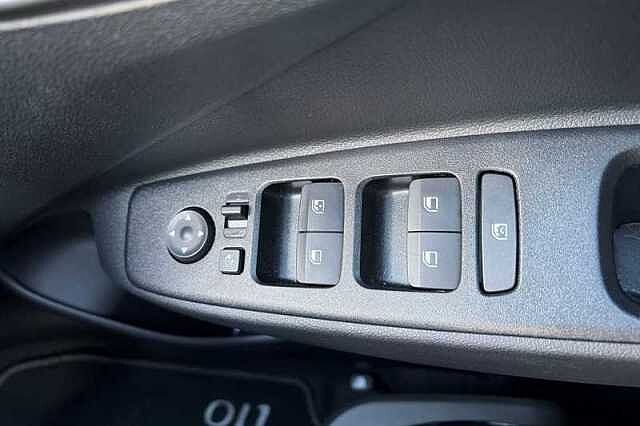 Hyundai I10 1.2 Premium Hatchback 5dr Petrol Auto Euro 6 (s/s) (79 ps) Blue