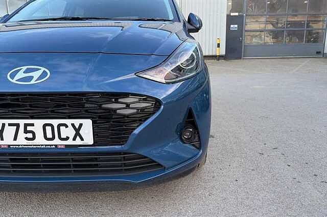 Hyundai I10 1.2 Premium Hatchback 5dr Petrol Auto Euro 6 (s/s) (79 ps) Blue