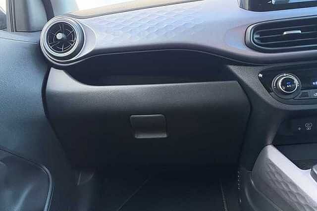 Hyundai I10 1.2 Premium Hatchback 5dr Petrol Auto Euro 6 (s/s) (79 ps) Blue