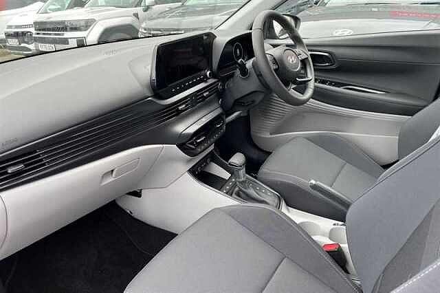 Hyundai BAYON 1.0 T-GDi Tech Line SUV 5dr Petrol DCT Euro 6 (s/s) (90 ps) Blue