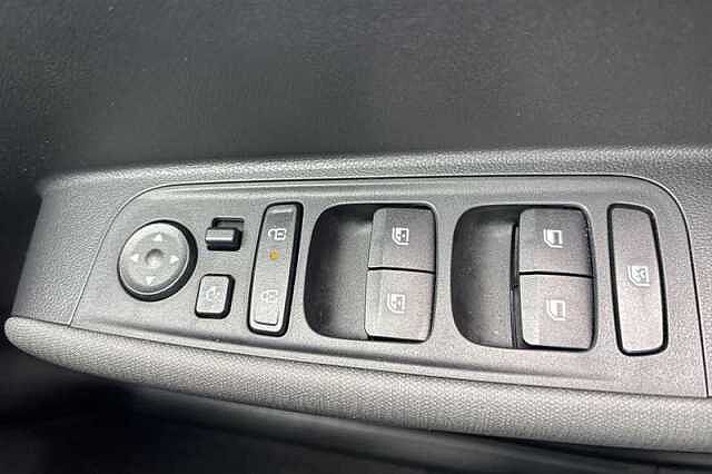 Hyundai INSTER Long Range 49kWh 02 SUV 5dr Electric Auto (115 ps)