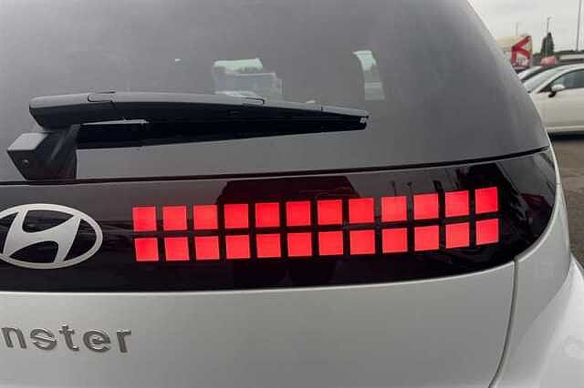 Hyundai INSTER Long Range 49kWh 02 SUV 5dr Electric Auto (115 ps)