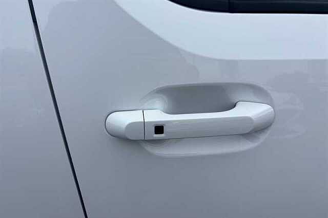 Hyundai INSTER Long Range 49kWh 02 SUV 5dr Electric Auto (115 ps)