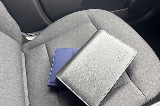 Hyundai INSTER Long Range 49kWh 02 SUV 5dr Electric Auto (115 ps)