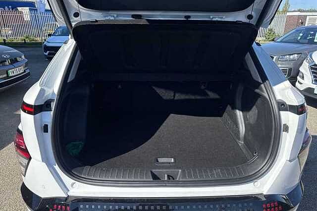 Hyundai KONA 65.4kWh Ultimate SUV 5dr Electric Auto (218 ps) White