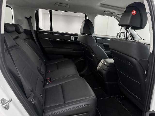 Hyundai SANTA FE 1.6 h T-GDi Ultimate SUV 5dr Petrol Hybrid Auto 4WD Euro 6 (s/s) (7Seat) (215 ps White