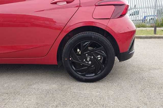 Hyundai I20 1.0 T-GDi Black Line Hatchback 5dr Petrol Manual Euro 6 (s/s) (90 ps) Red