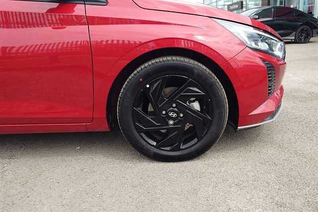 Hyundai I20 1.0 T-GDi Black Line Hatchback 5dr Petrol Manual Euro 6 (s/s) (90 ps) Red