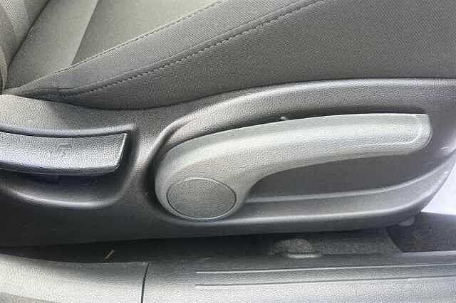 Hyundai I20 1.0 T-GDi Tech Line Hatchback 5dr Petrol DCT Euro 6 (s/s) (90 ps) Grey