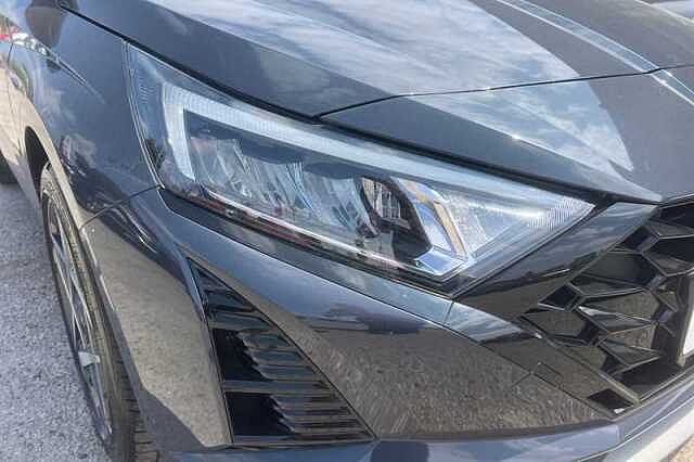 Hyundai I20 1.0 T-GDi Tech Line Hatchback 5dr Petrol DCT Euro 6 (s/s) (90 ps) Grey