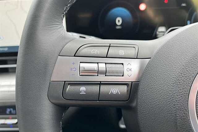 Hyundai KONA 48.4kWh Advance SUV 5dr Electric Auto (156 ps) Grey