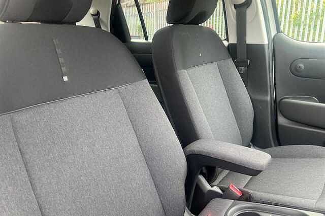 Hyundai INSTER Long Range 49kWh 02 SUV 5dr Electric Auto (115 ps)