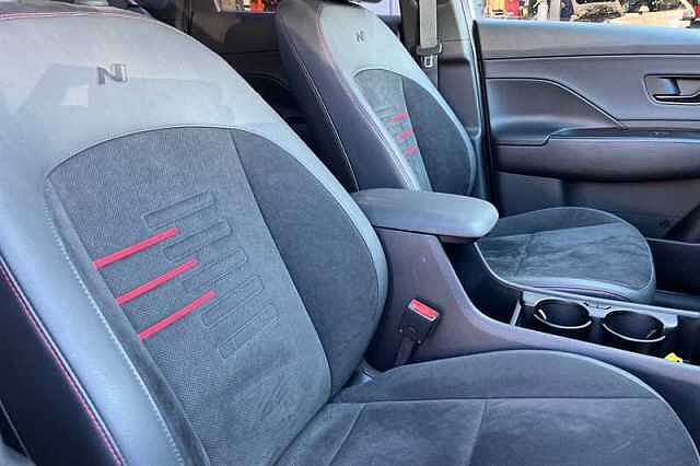 Hyundai KONA 65.4kWh N Line S SUV 5dr Electric Auto (218 ps) White